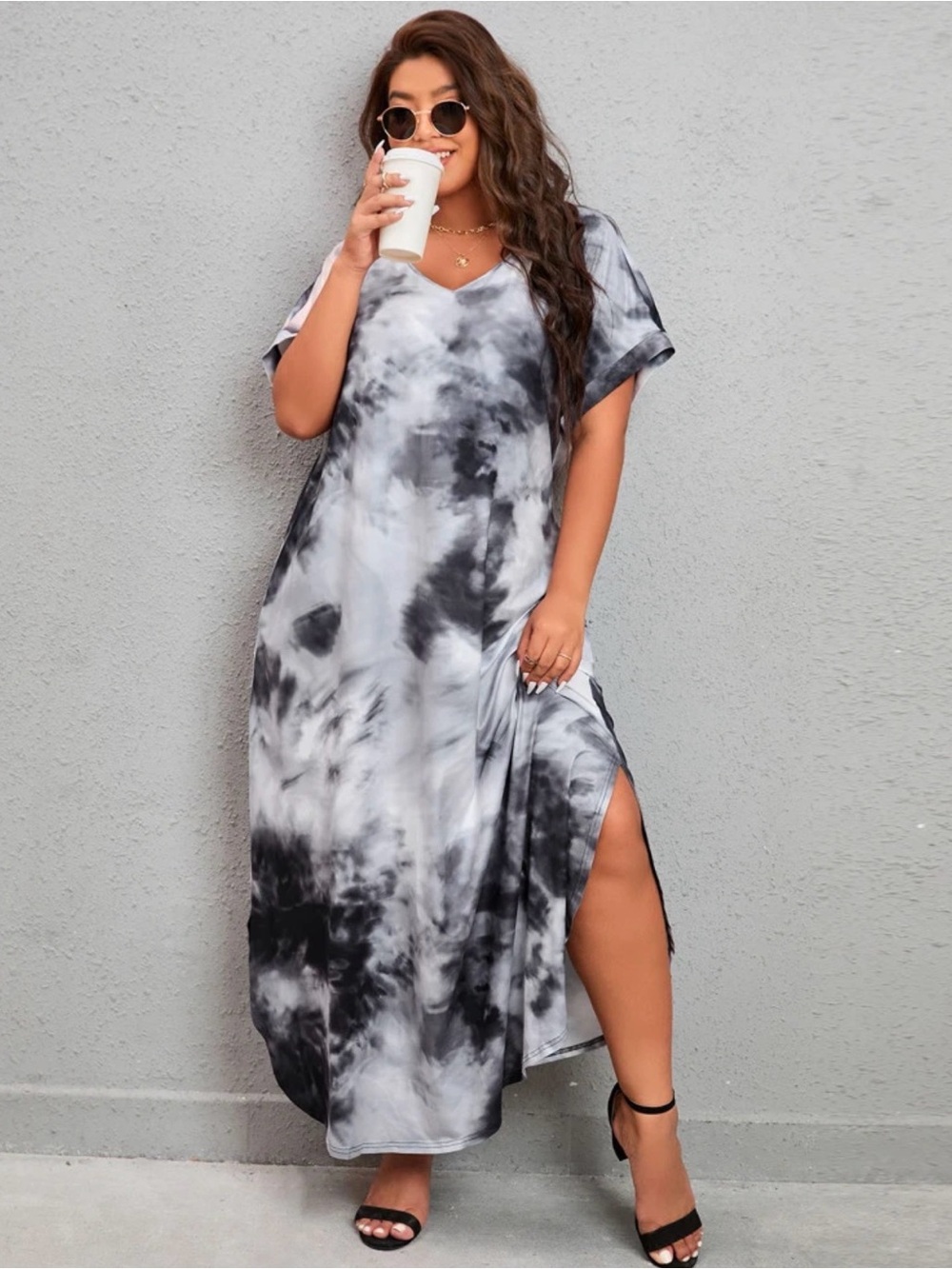 Women's Black & White Tie-Dye V-Neck Maxi Dress